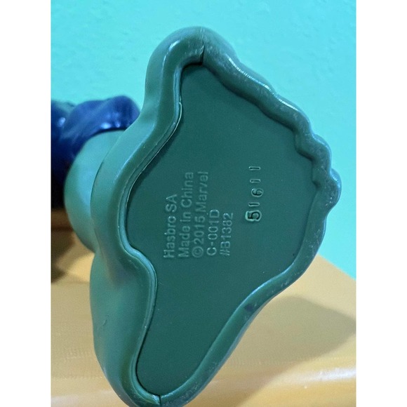 2015 Incredible Hulk Talking Action Figure - Picture 4 of 6